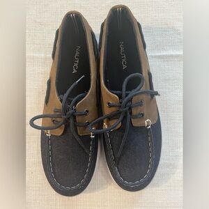 Neutica Blue Lace Up Tennis Shoes Youth Mens 5 Women’s 7